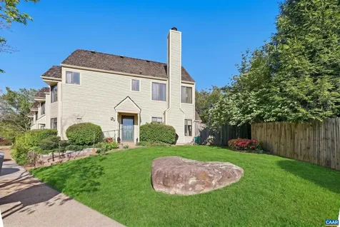 1241 Chatham Ridge Charlottesville VA 22901