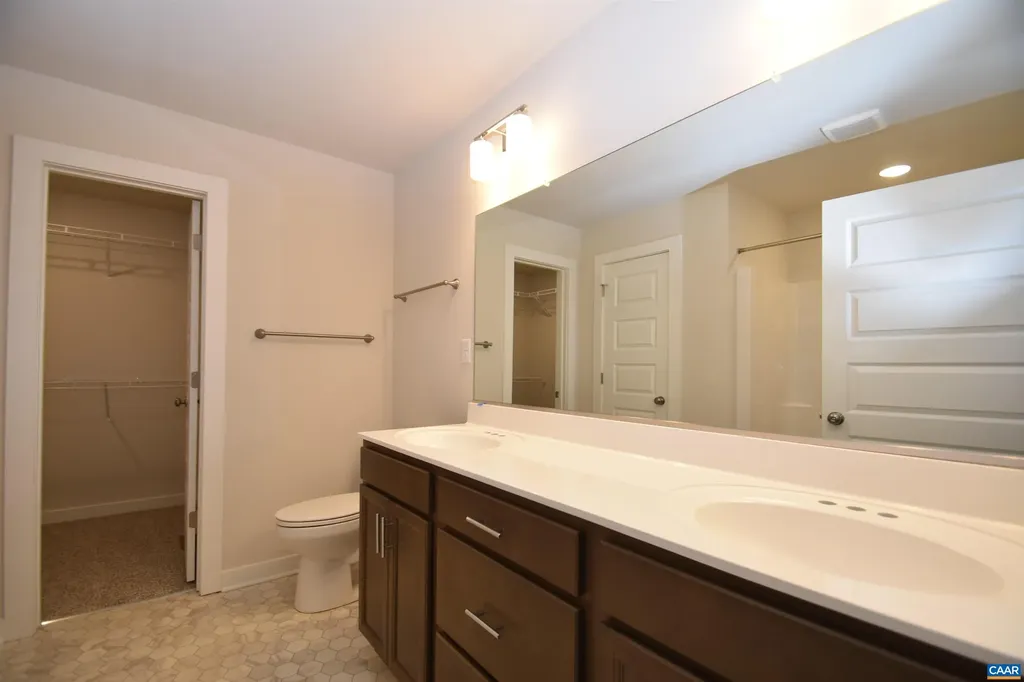 3 Cheyenne Court Palmyra VA 22963