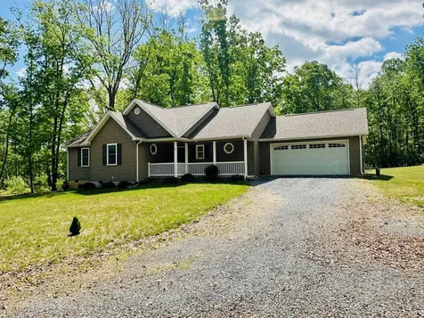 24 Hokie Lane Stuarts Draft VA 24477