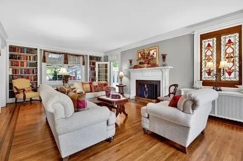 552 Chestnut Avenue Waynesboro VA 22980