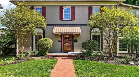 552 Chestnut Avenue Waynesboro VA 22980