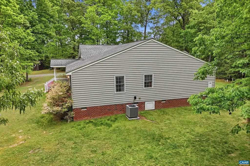 782 Bumpass Road Bumpass VA 23024
