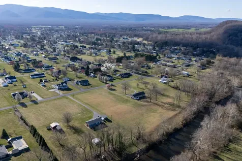 Lots 4 & 5 Riverside Avenue Grottoes VA 24441