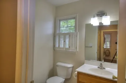 152 Nottingham Lane Waynesboro VA 22980