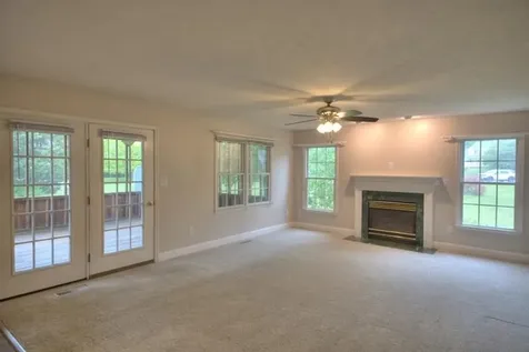152 Nottingham Lane Waynesboro VA 22980