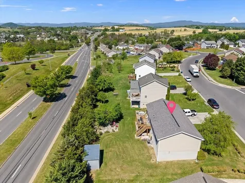 1291 Stonechris Drive Harrisonburg VA 22802
