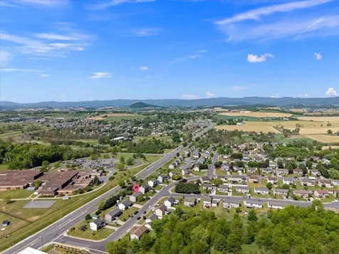 1291 Stonechris Drive Harrisonburg VA 22802