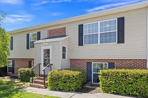 1291 Stonechris Drive Harrisonburg VA 22802