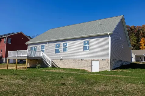 1960 Saw Mill Court E Mcgaheysville VA 22840