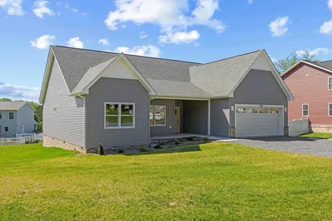 1960 Saw Mill Court E Mcgaheysville VA 22840