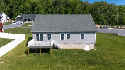 1960 Saw Mill Court E Mcgaheysville VA 22840