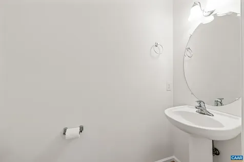 108 Melbourne Park Charlottesville VA 22901