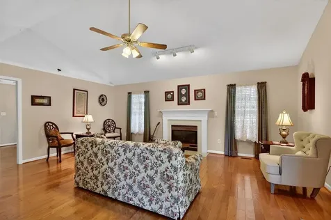 62 Ashleigh Drive Waynesboro VA 22980