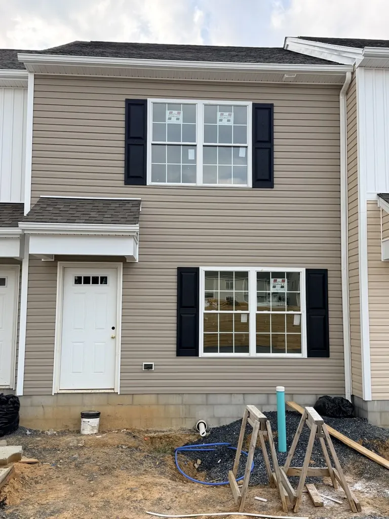 1617 Woodrow Circle Harrisonburg VA 22802