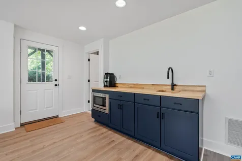 1021 Ridge Street Charlottesville VA 22902