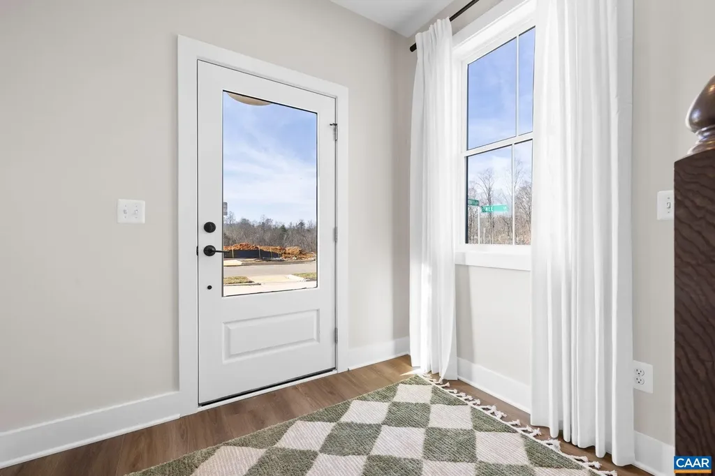 48B Miranda Crossing Charlottesville VA 22901