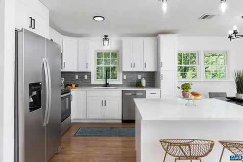 2208 Banbury Street Charlottesville VA 22901