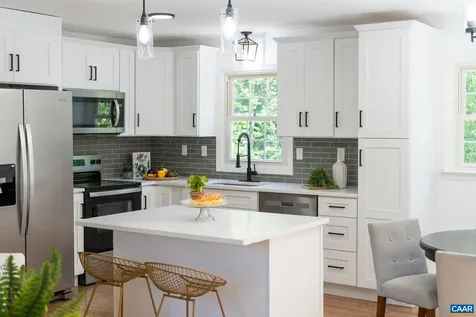 2208 Banbury Street Charlottesville VA 22901