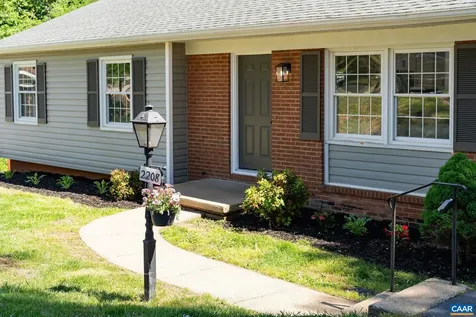 2208 Banbury Street Charlottesville VA 22901