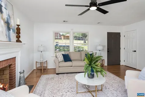 2208 Banbury Street Charlottesville VA 22901