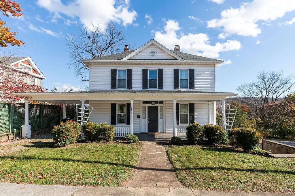 476 Walnut Avenue Waynesboro VA 22980