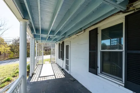 476 Walnut Avenue Waynesboro VA 22980