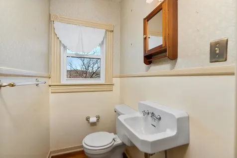 476 Walnut Avenue Waynesboro VA 22980