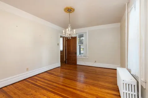 476 Walnut Avenue Waynesboro VA 22980