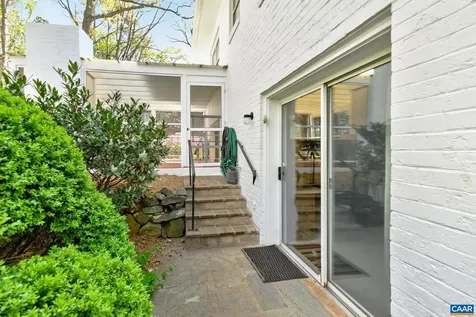 2409 Kerry Lane Charlottesville VA 22901