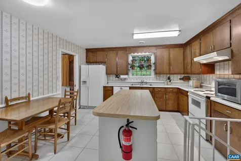2409 Kerry Lane Charlottesville VA 22901