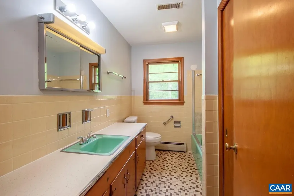 278 Ridge Street Lovingston VA 22949