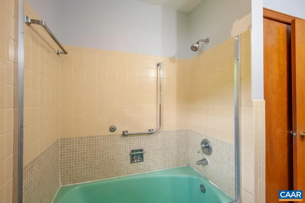 278 Ridge Street Lovingston VA 22949