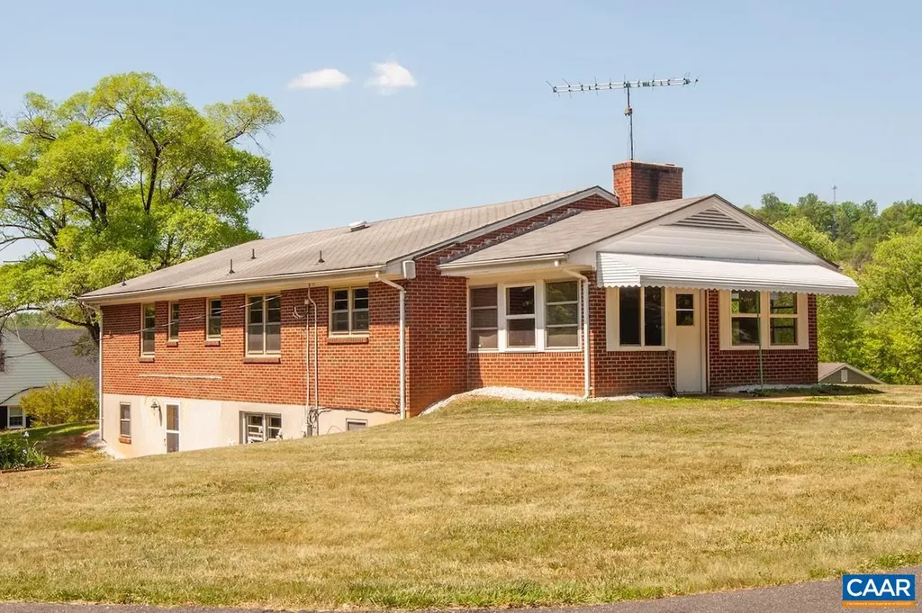 278 Ridge Street Lovingston VA 22949