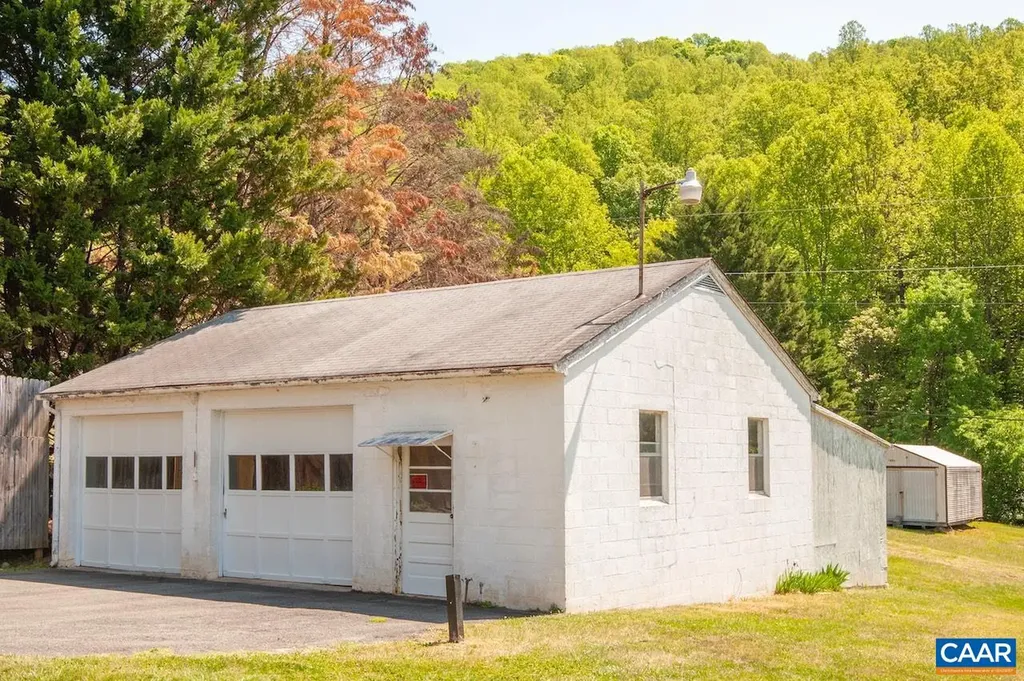 278 Ridge Street Lovingston VA 22949