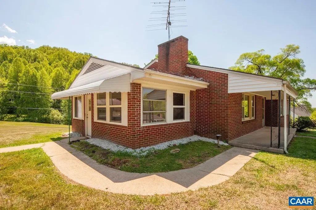 278 Ridge Street Lovingston VA 22949