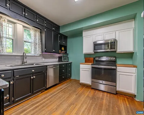 908 Woodrow Avenue Waynesboro VA 22980