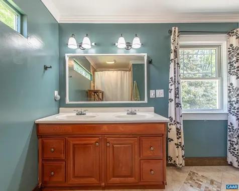 908 Woodrow Avenue Waynesboro VA 22980