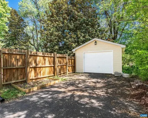 908 Woodrow Avenue Waynesboro VA 22980