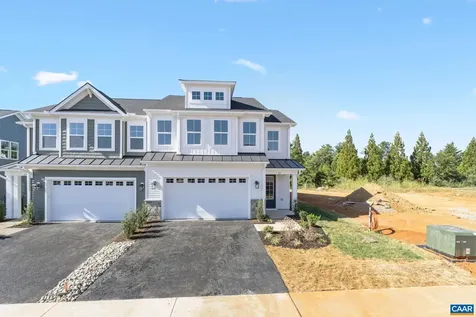 84 Springdale Road Waynesboro VA 22980