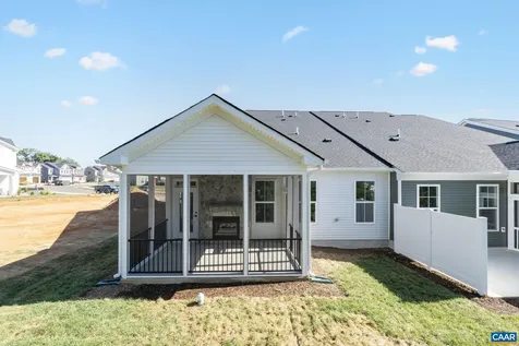 84 Springdale Road Waynesboro VA 22980