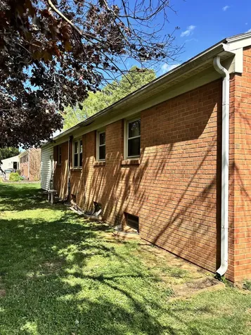 305 Pope Street N Bridgewater VA 22812