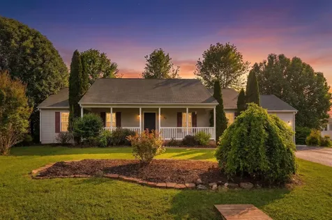 45 Laurel Wood Drive Waynesboro VA 22980