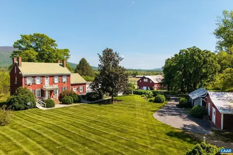 1268 Glenthorne Loop Nellysford VA 22958