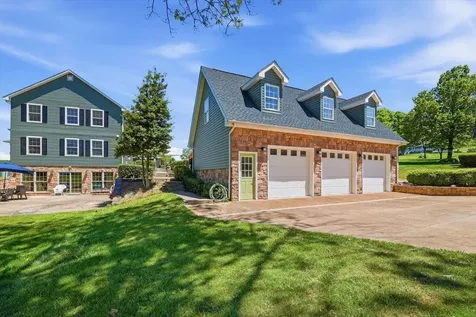 194 Deep Meadow Drive Fishersville VA 22939
