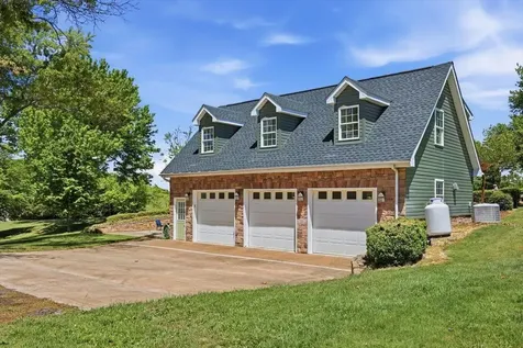 194 Deep Meadow Drive Fishersville VA 22939