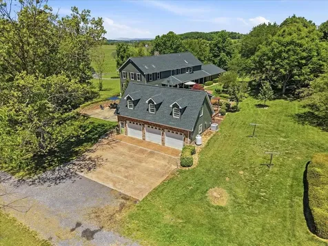 194 Deep Meadow Drive Fishersville VA 22939