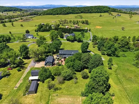 194 Deep Meadow Drive Fishersville VA 22939