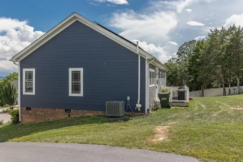 123 Beauregard Drive Staunton VA 24401