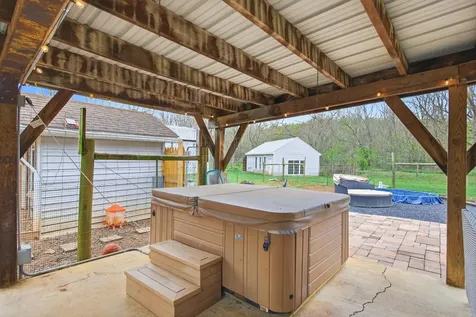 772 Pinewoods Road Quicksburg VA 22847
