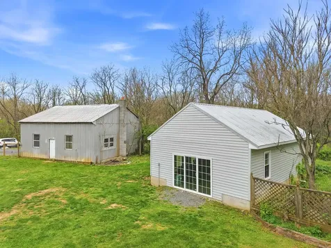 772 Pinewoods Road Quicksburg VA 22847